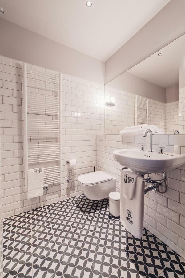 Apartamenty Jan Olbracht ทอรูน ภายนอก รูปภาพ
